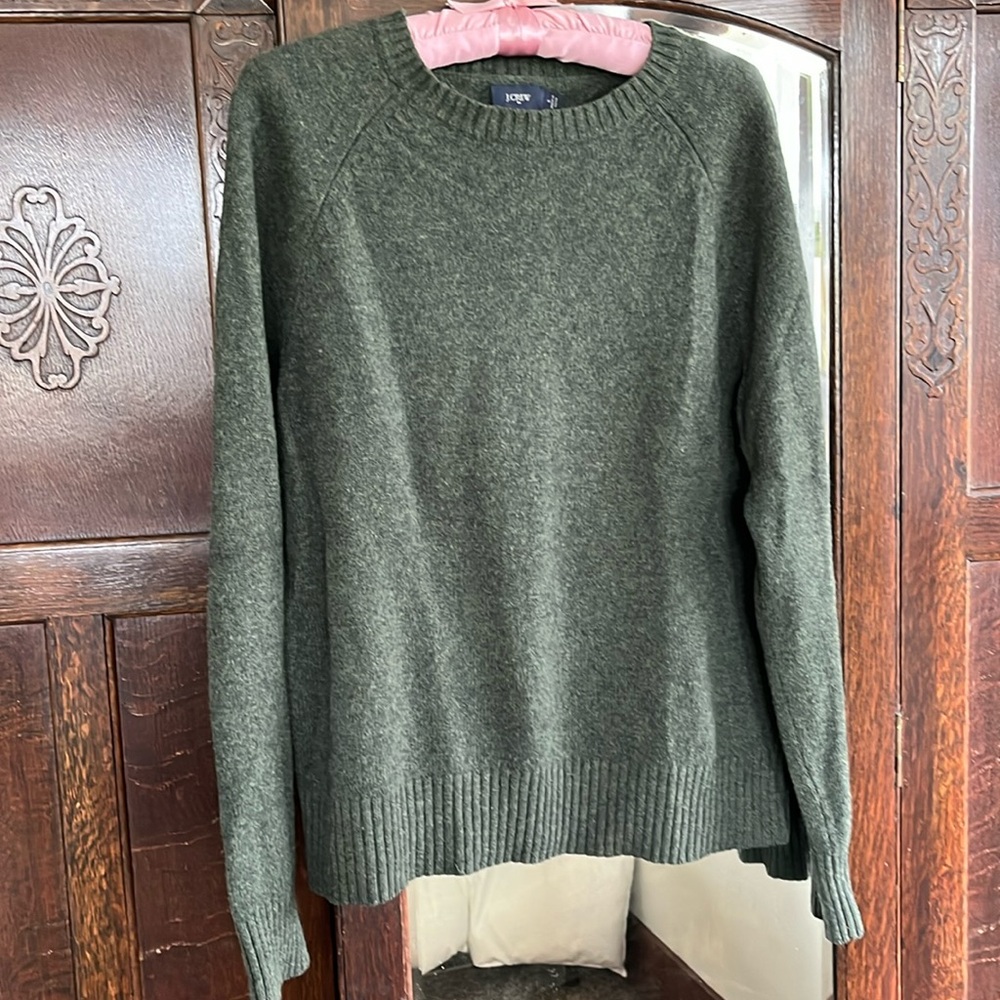 J CREW - Wool Men’s Sweater - size small